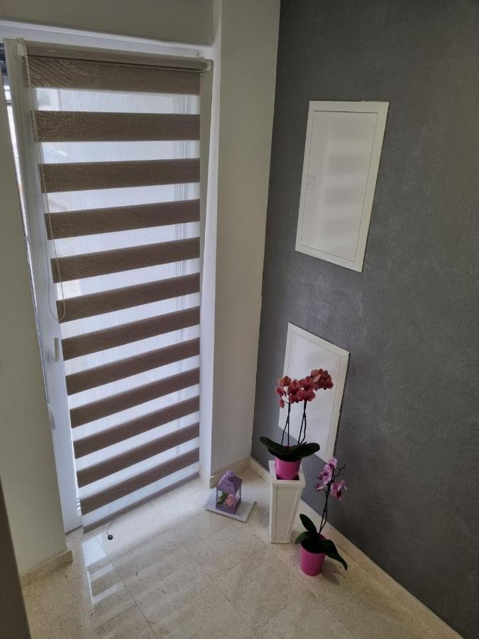 Apartmani Tolj Μακάρσκα Εξωτερικό φωτογραφία