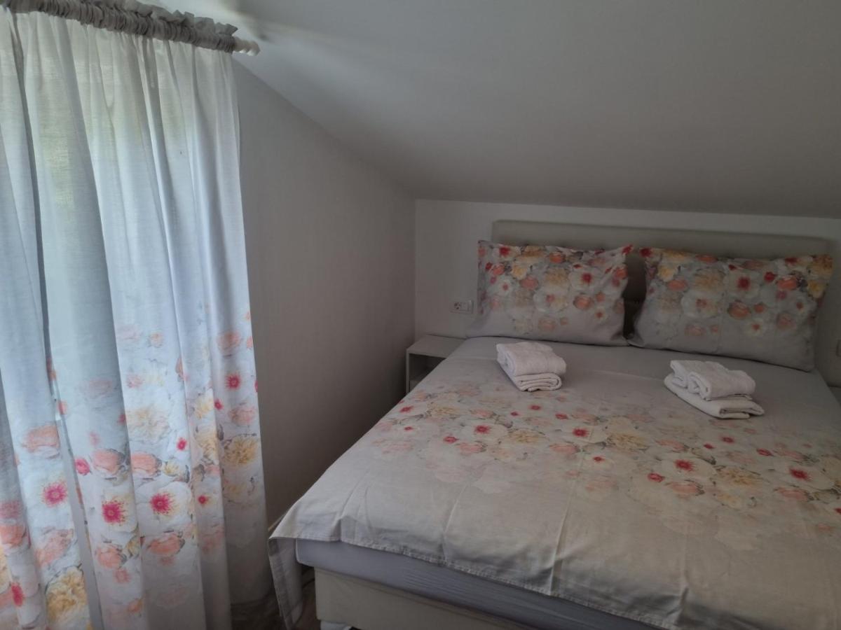 Apartmani Tolj Μακάρσκα Εξωτερικό φωτογραφία