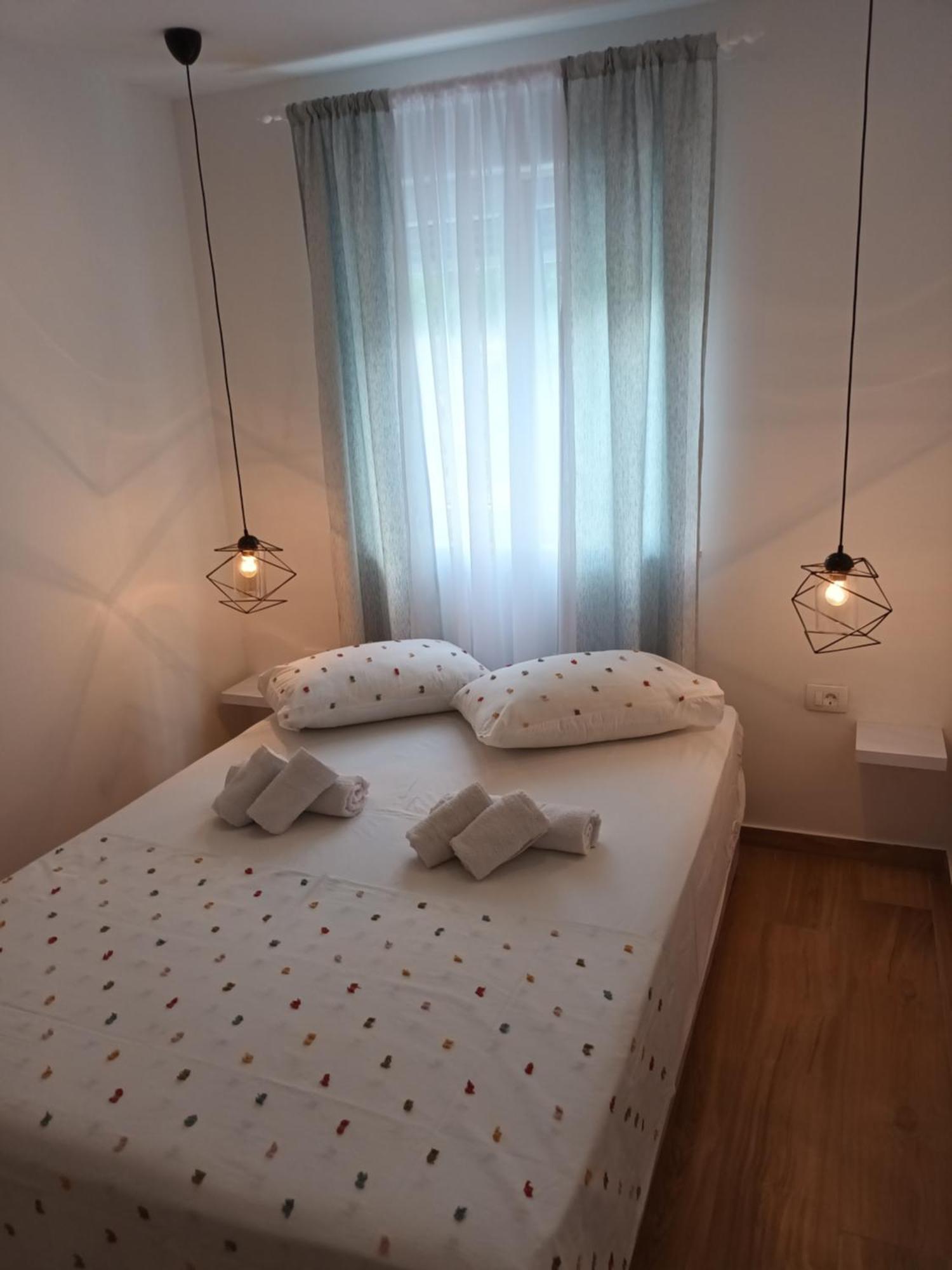Apartmani Tolj Μακάρσκα Εξωτερικό φωτογραφία