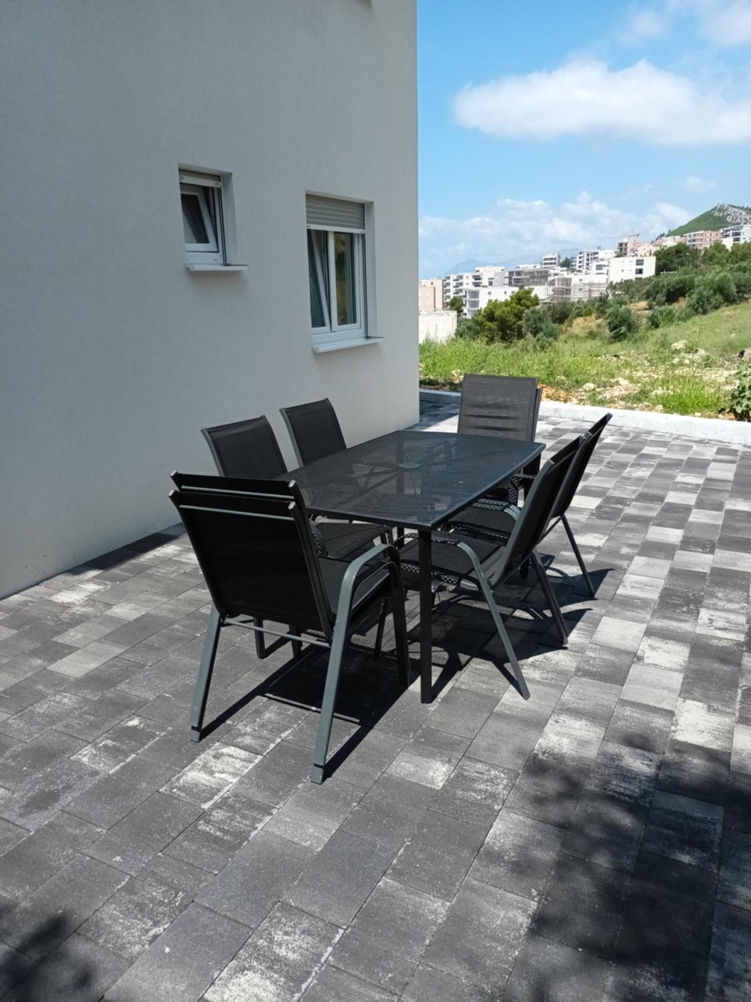 Apartmani Tolj Μακάρσκα Εξωτερικό φωτογραφία