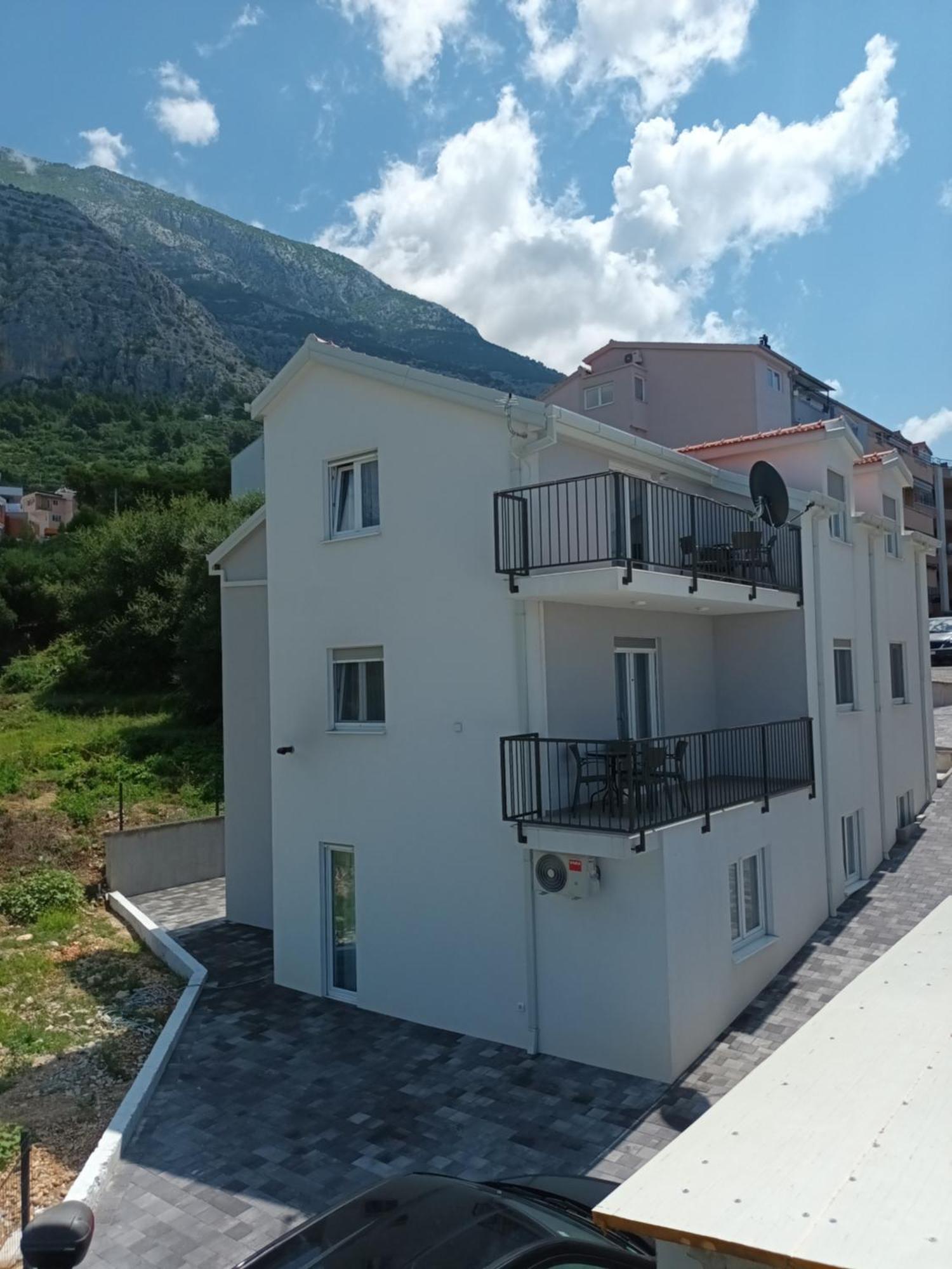 Apartmani Tolj Μακάρσκα Εξωτερικό φωτογραφία