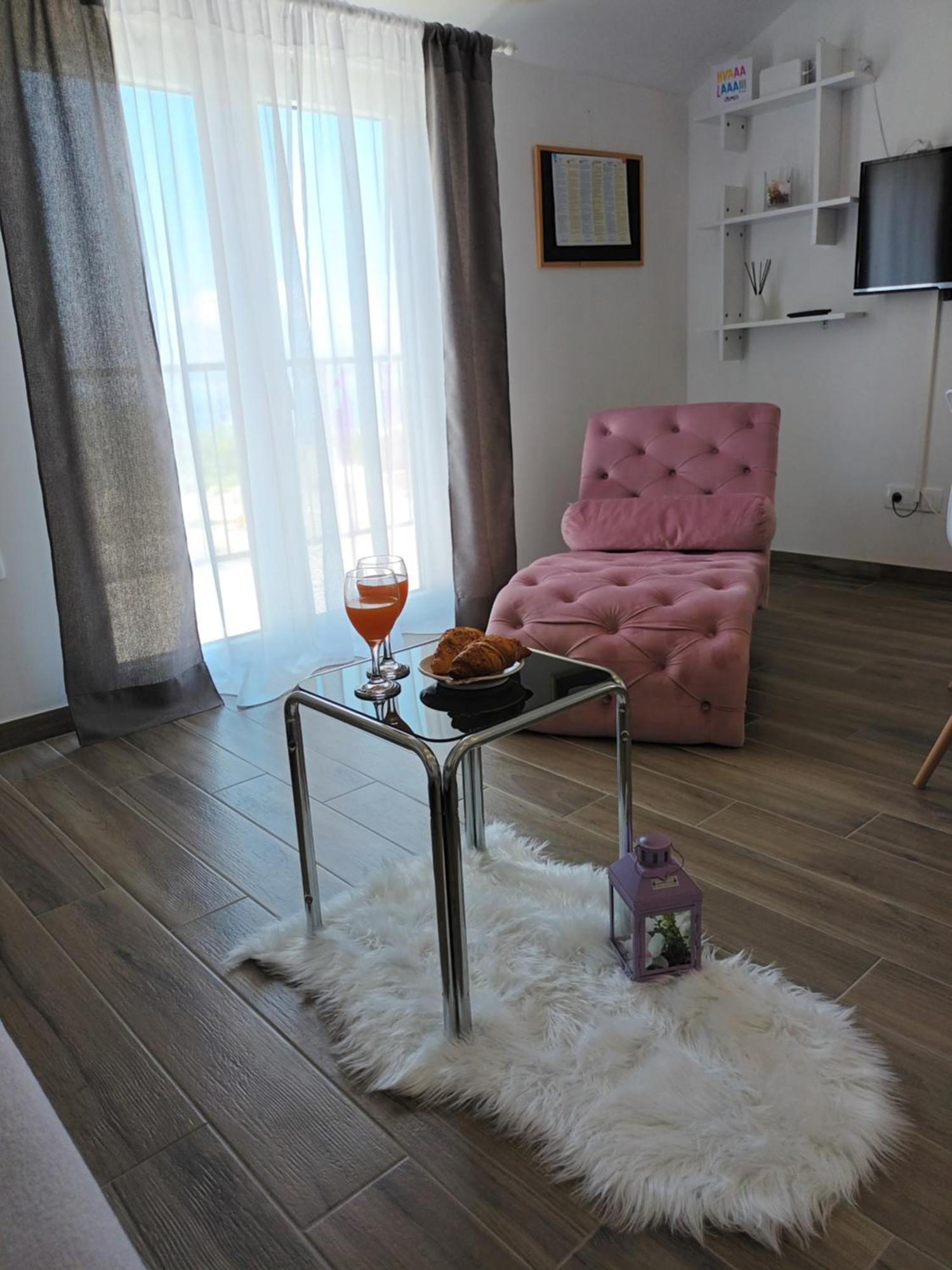 Apartmani Tolj Μακάρσκα Εξωτερικό φωτογραφία