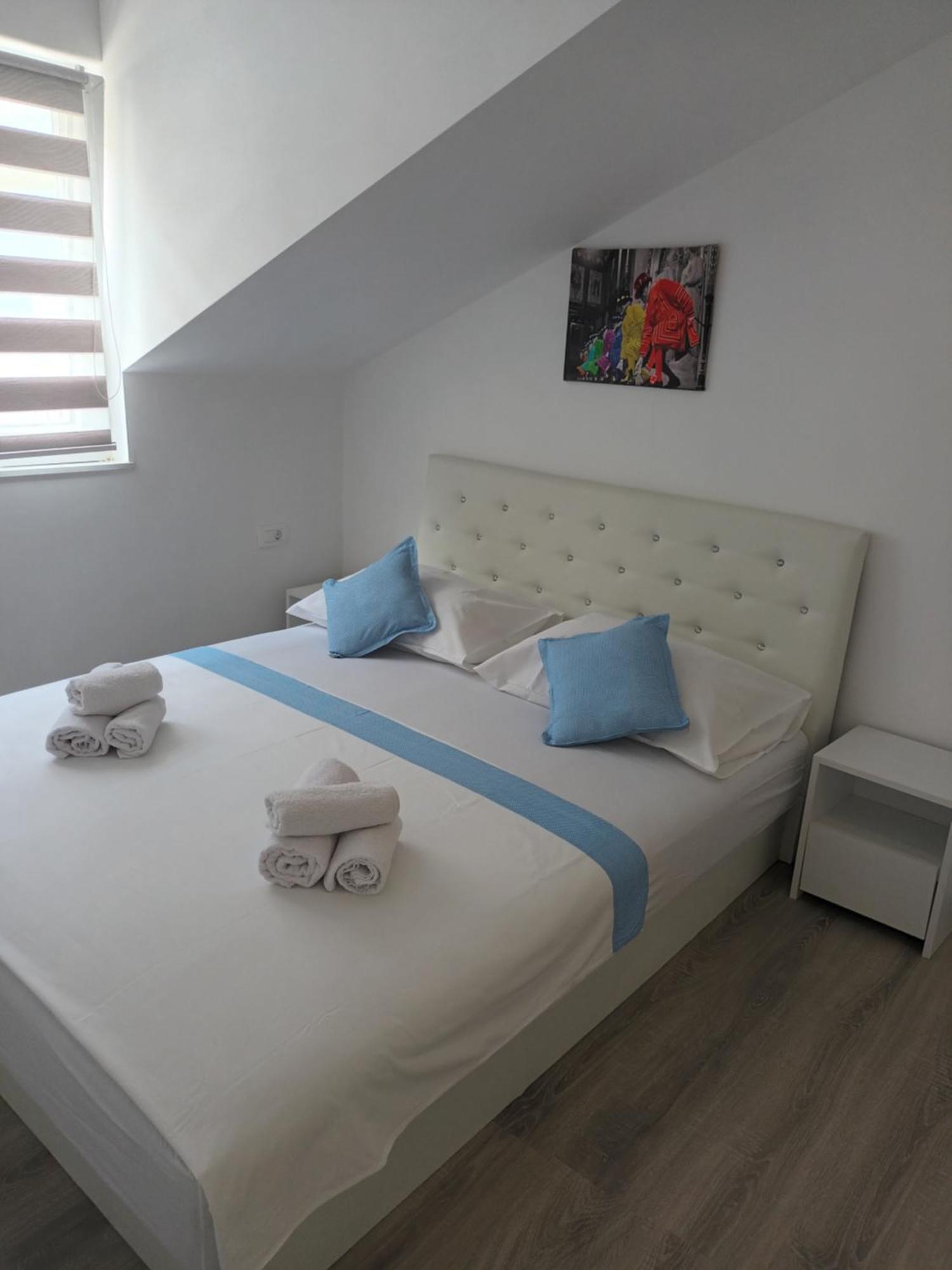 Apartmani Tolj Μακάρσκα Εξωτερικό φωτογραφία